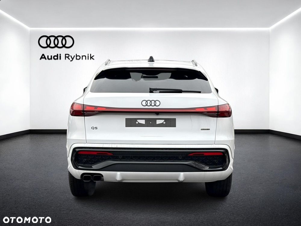 Audi Q5 Sportback - 4