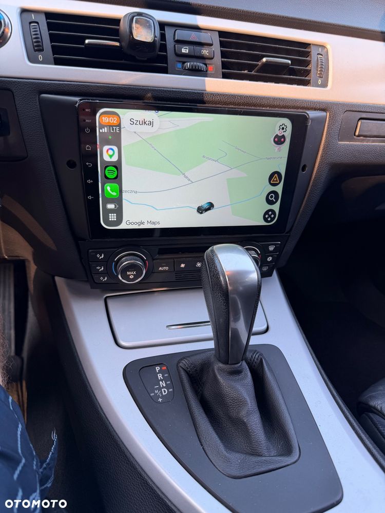 BMW Seria 3 320i - 7