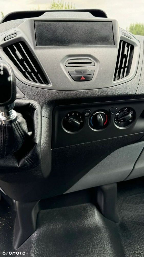 Ford Transit Custom - 12