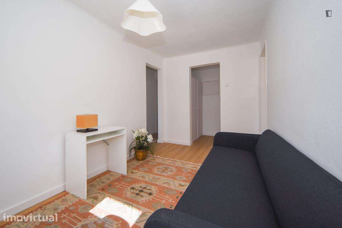 Quarto - localizado em Benfica Lisbon - Grande imagem: 4/23