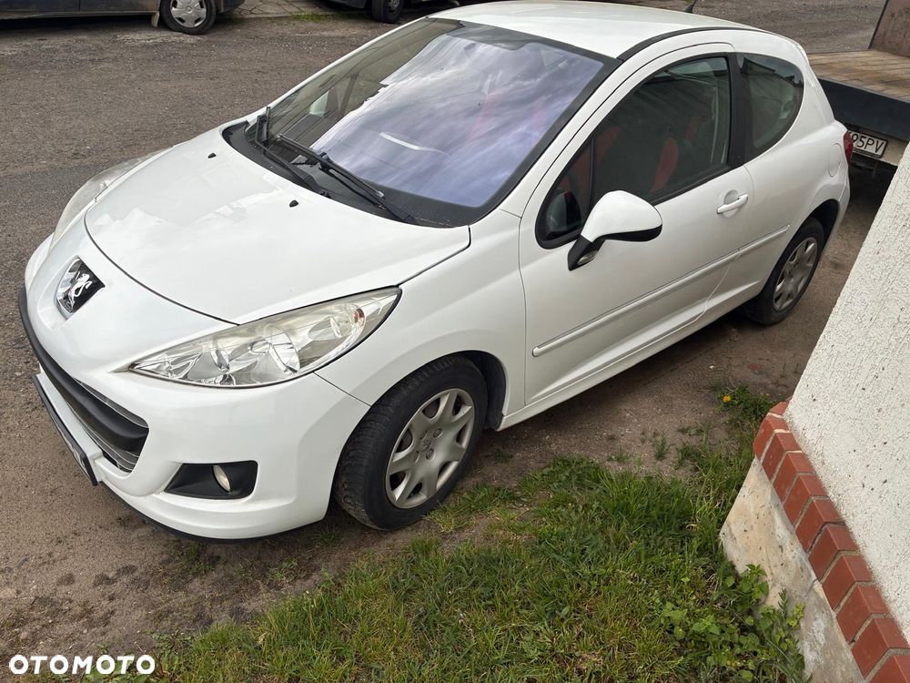 Peugeot 207 - 2