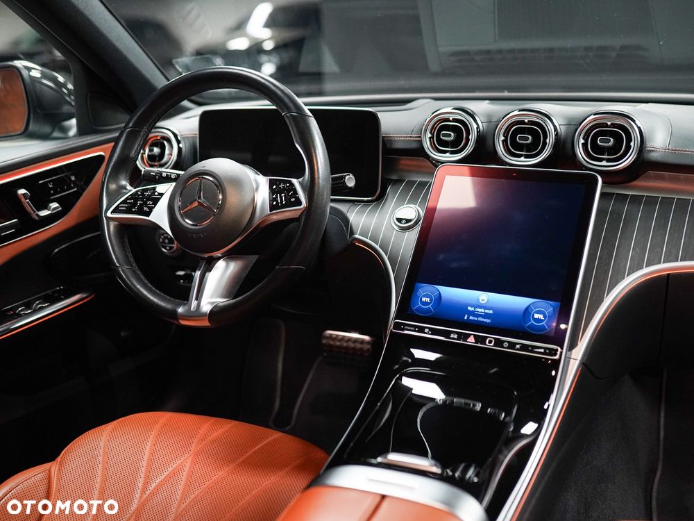 Mercedes-Benz Klasa C 220 d 4MATIC 9G-TRONIC - 24