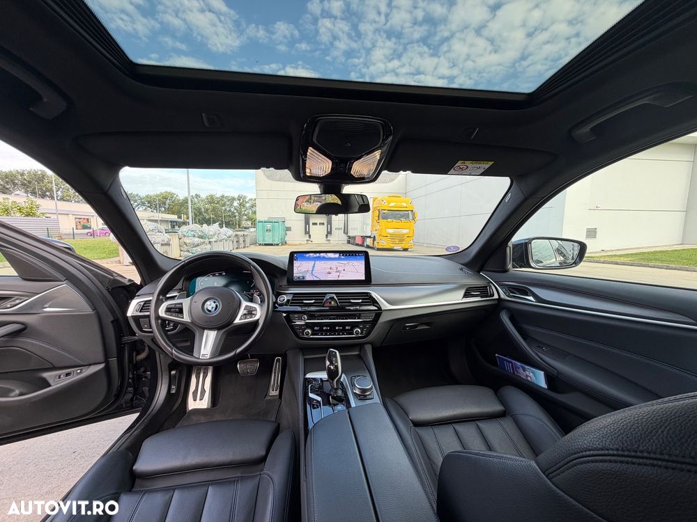 BMW Seria 5 530e Aut. M Sport Edition - 7