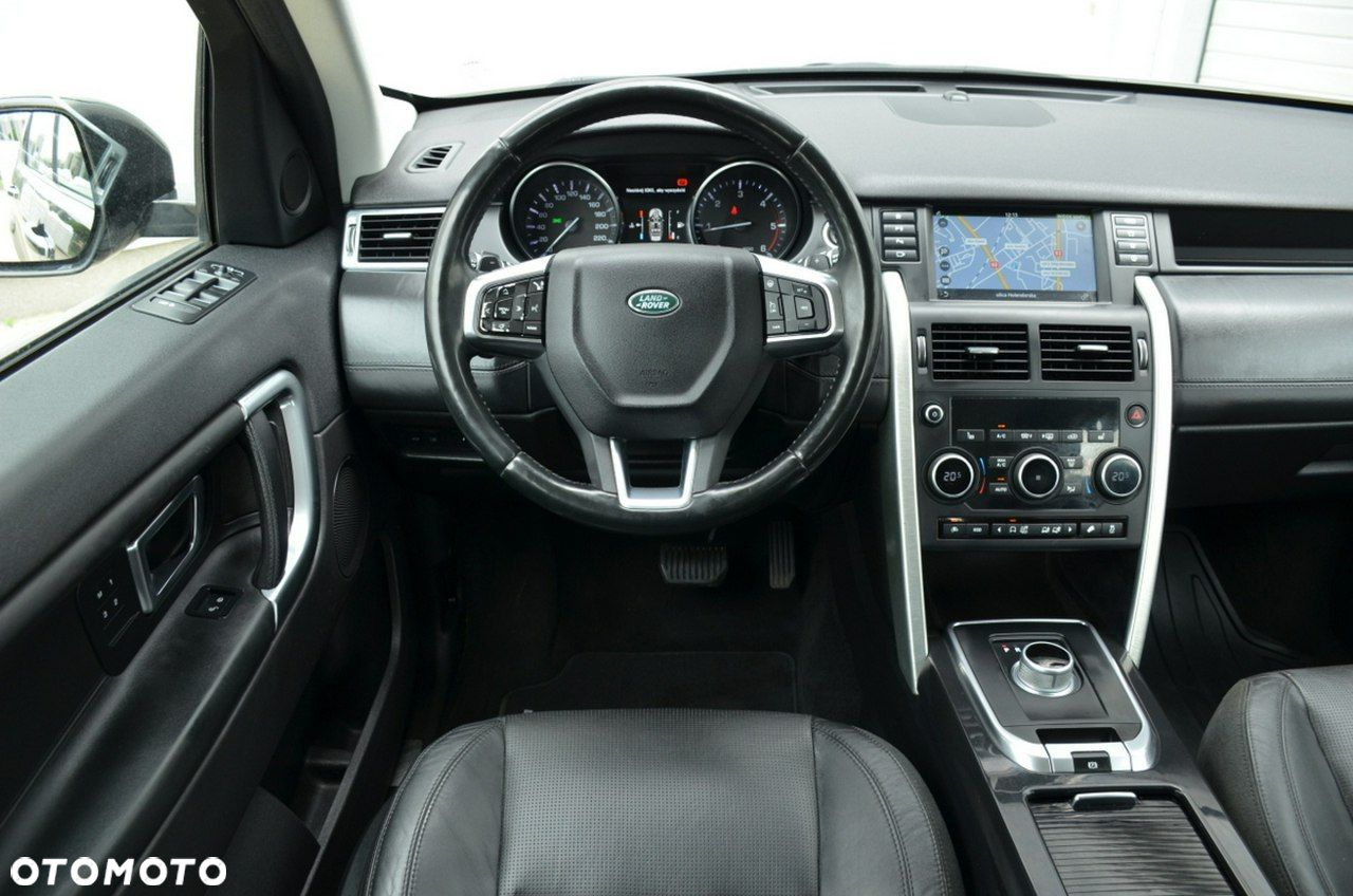 Land Rover Discovery Sport - 30