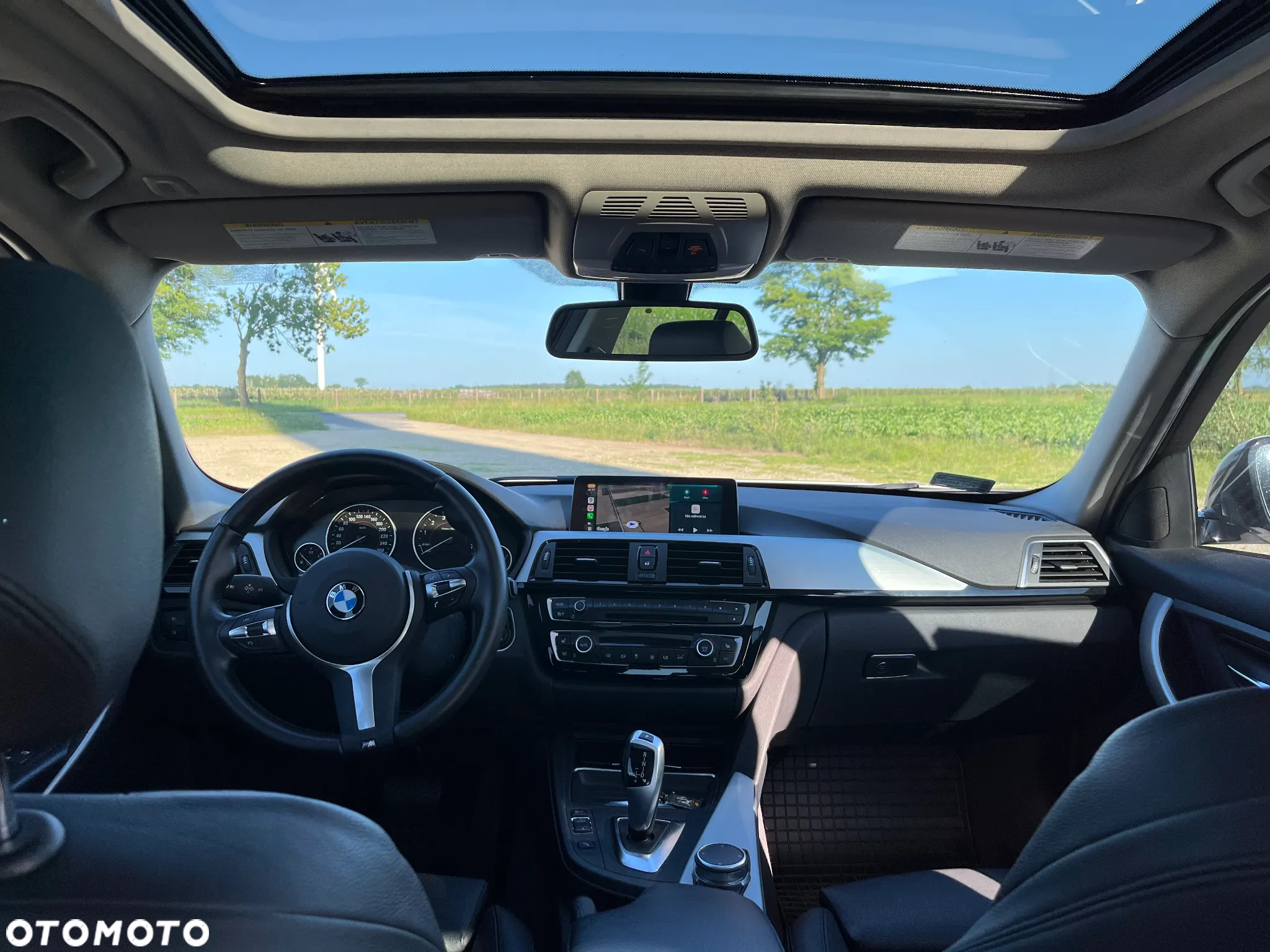 BMW Seria 3 320i - 9