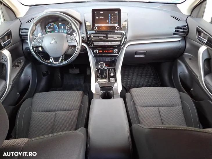 Mitsubishi Eclipse-Cross Plug-In Hybrid 4WD Plus - 10
