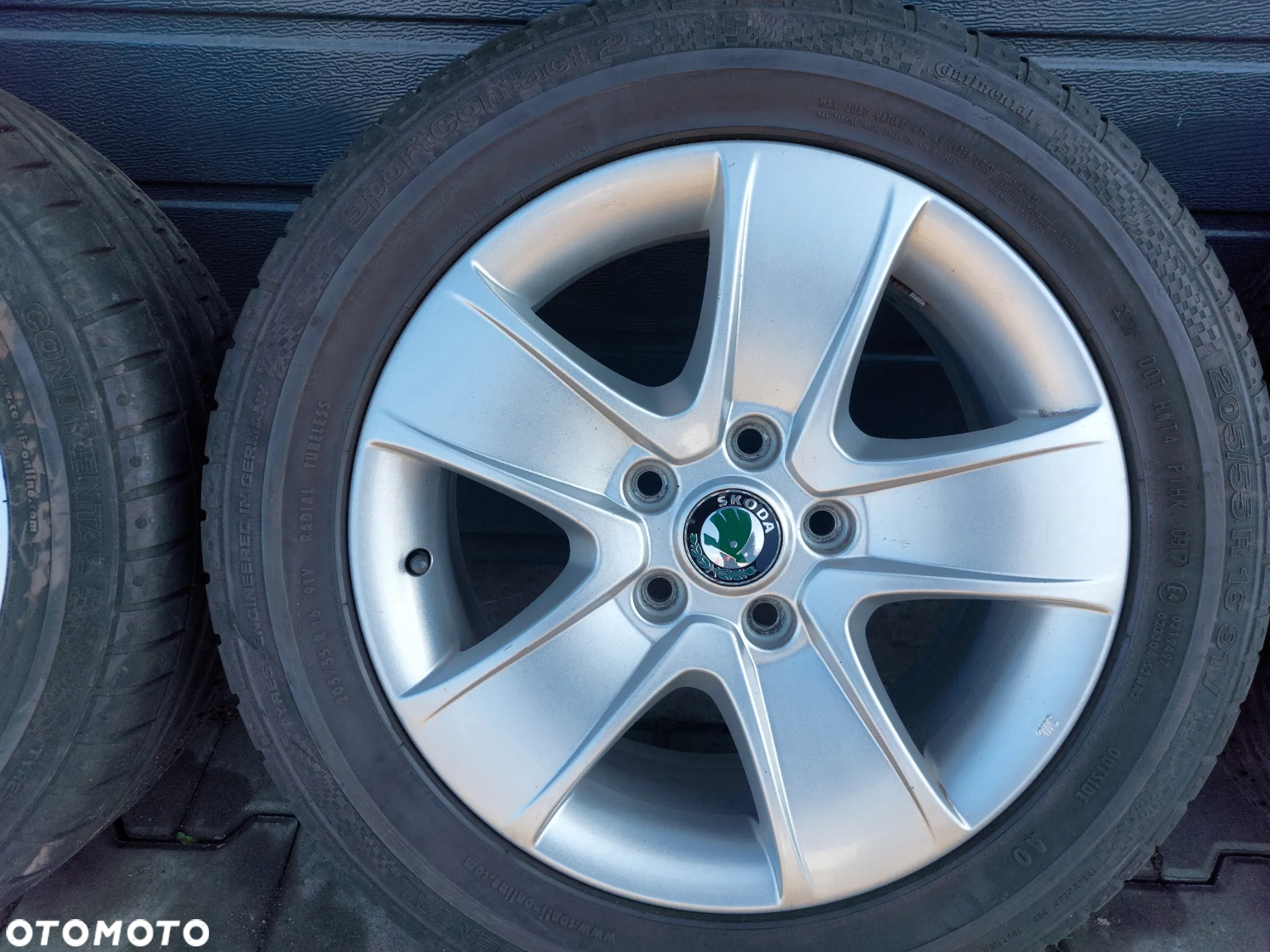 SKODA OCTAVIA II FELGI KOŁA R16 6.5J ET50 5X112 ORYGINAŁ PROSTE! OPONY 205/55 16 CONTINENTAL SPORTCONTACT 2 DOT18 - 4