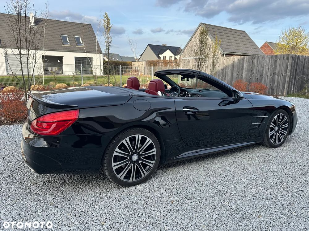 Mercedes-Benz SL - 18