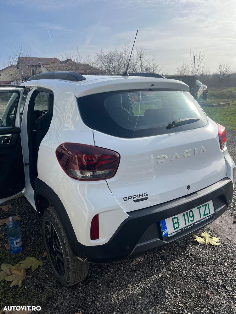 Dacia Spring Essential - 3
