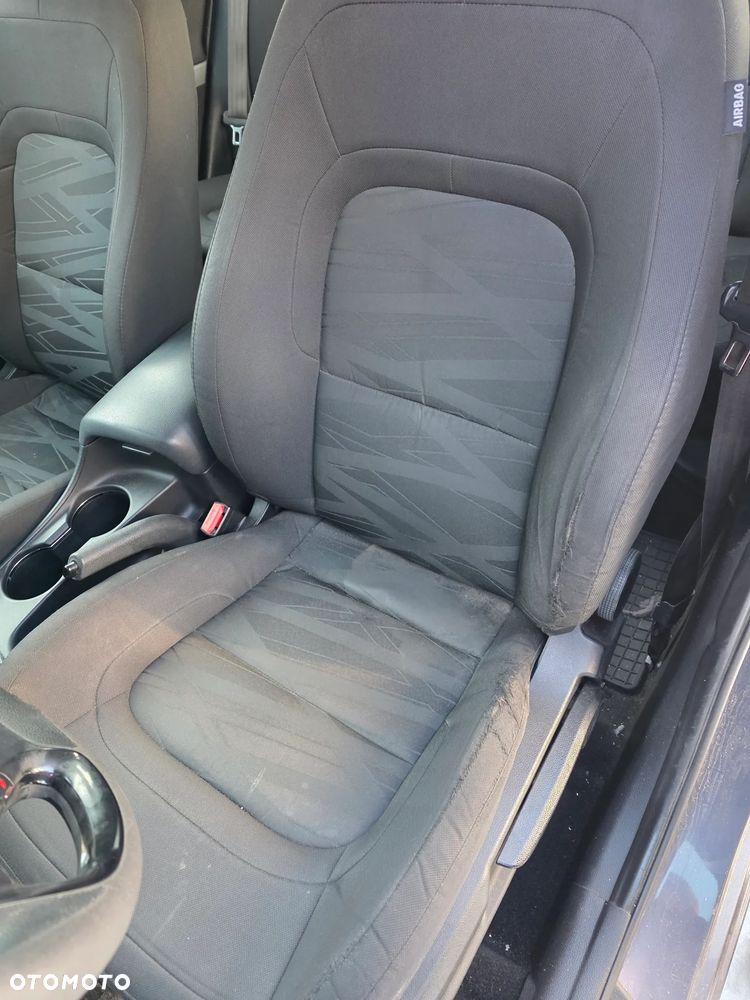 Kia Ceed 1.6 CRDi M - 13
