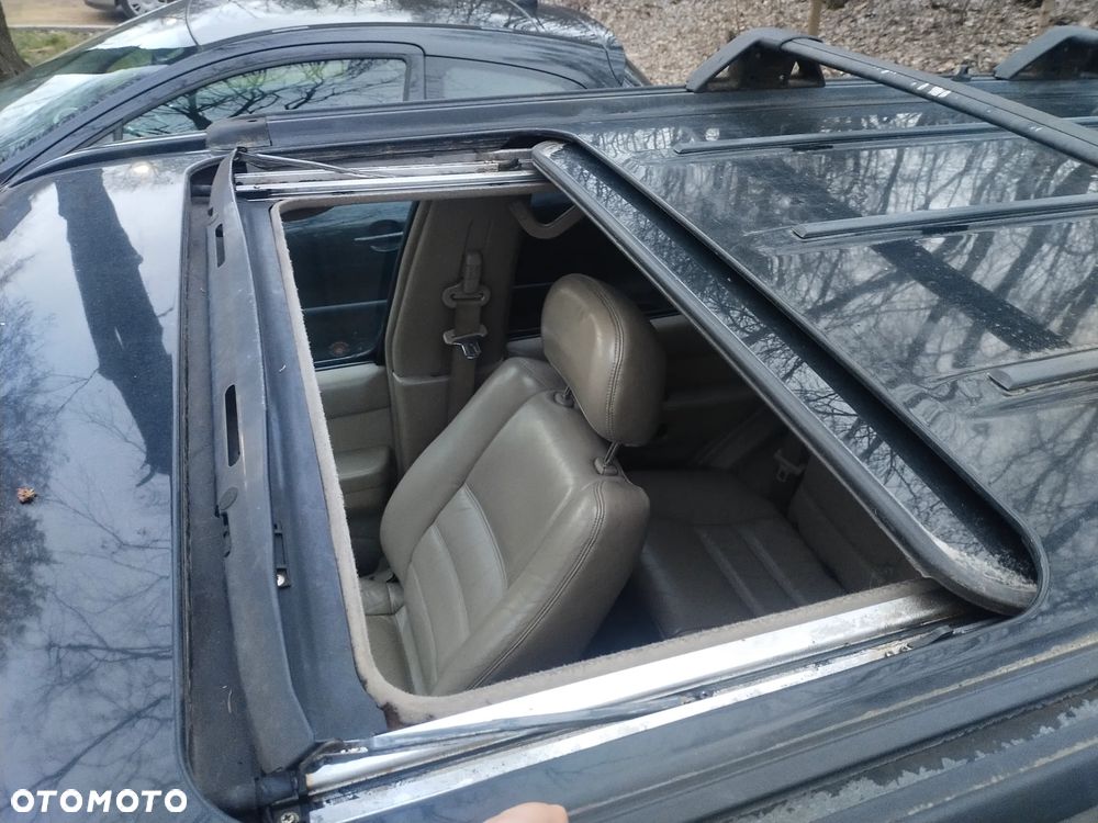 Nissan Pathfinder - 8