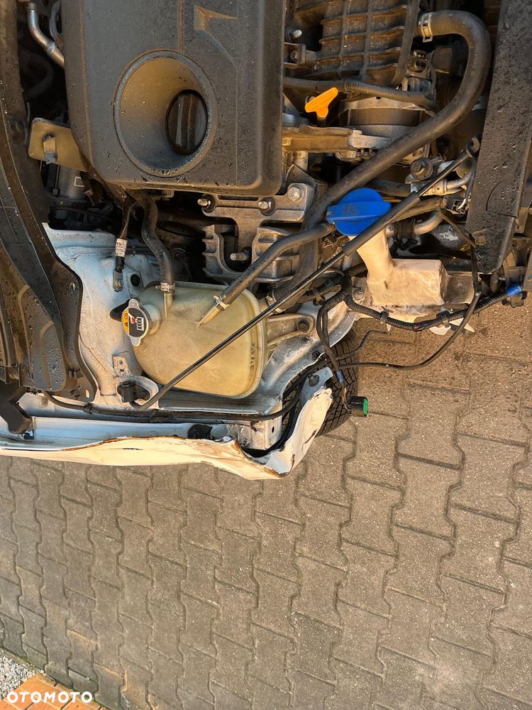 Hyundai i30 1.4 T-GDI Premiere Luxury - 12