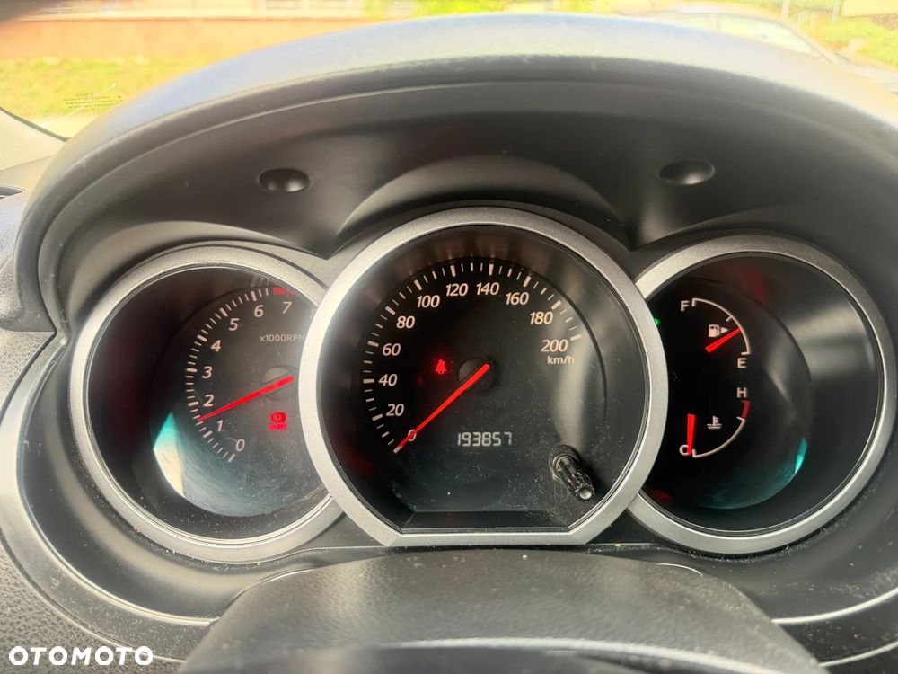 Suzuki Grand Vitara - 11