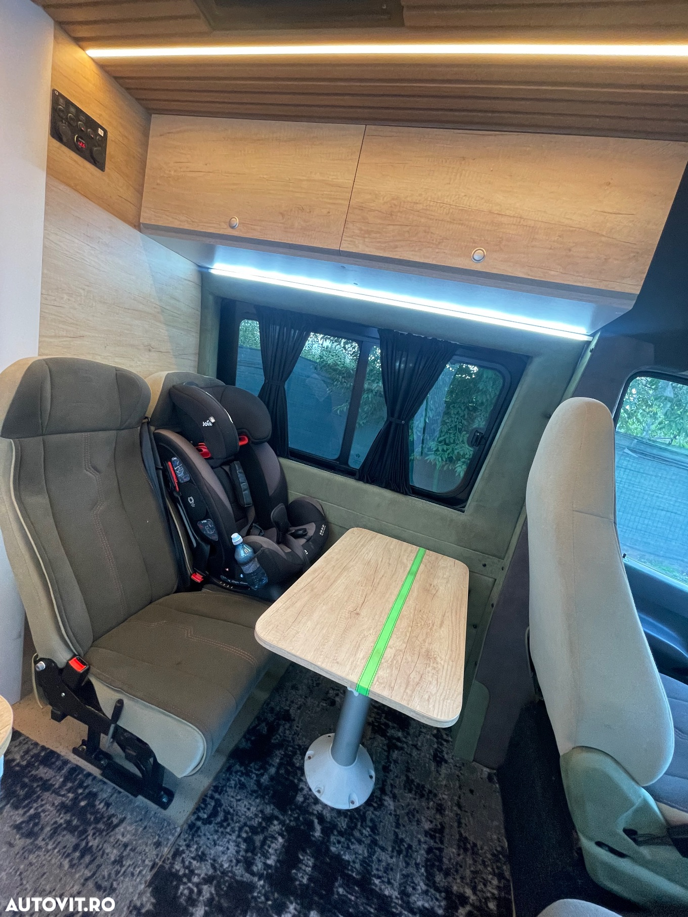 Mercedes-Benz Sprinter - 10
