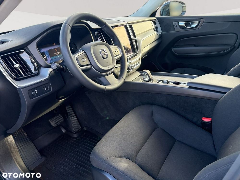 Volvo XC 60 B4 D AWD Momentum Pro - 7