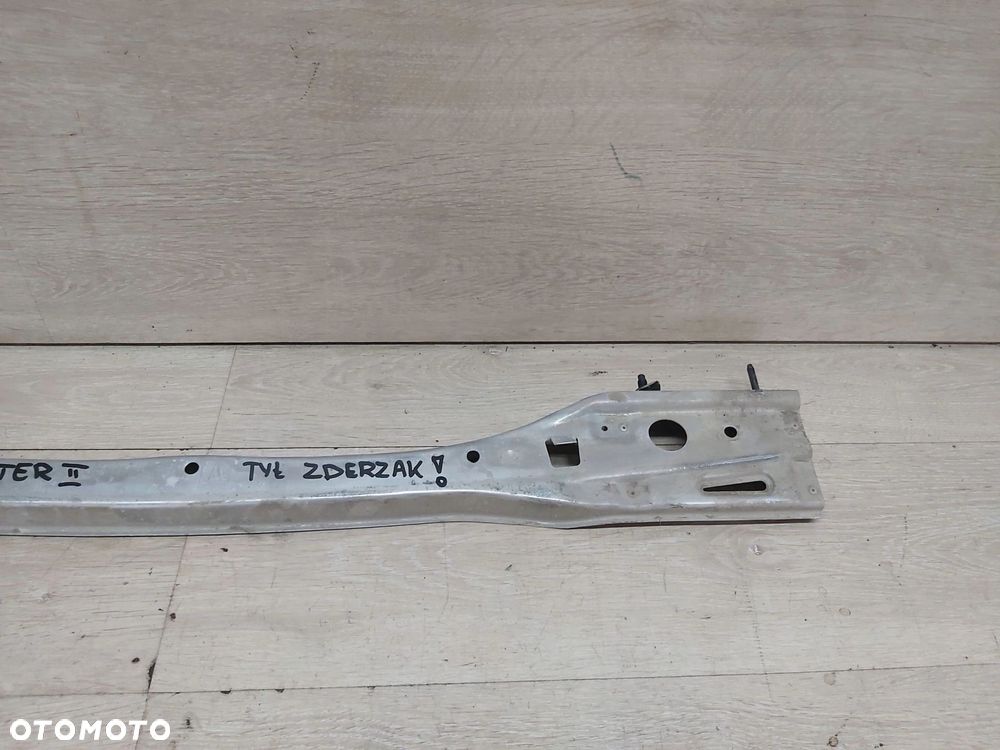 Subaru Forester II SG 2,0 belka wzmocnienie zderzaka tył - 2