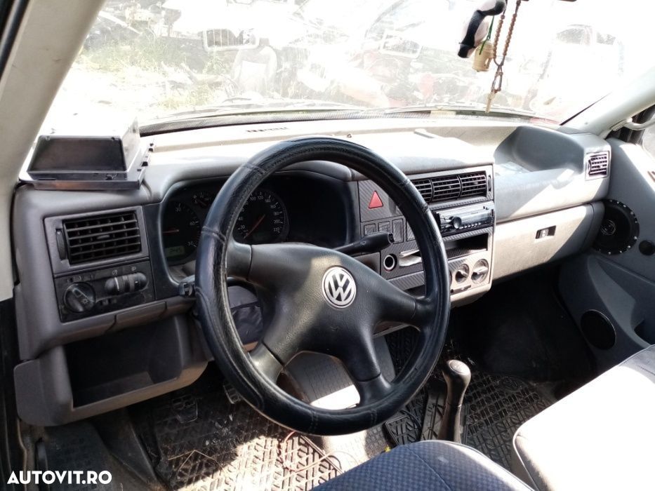 Dezmembrez Volkswagen VW Transporter T4 - 1