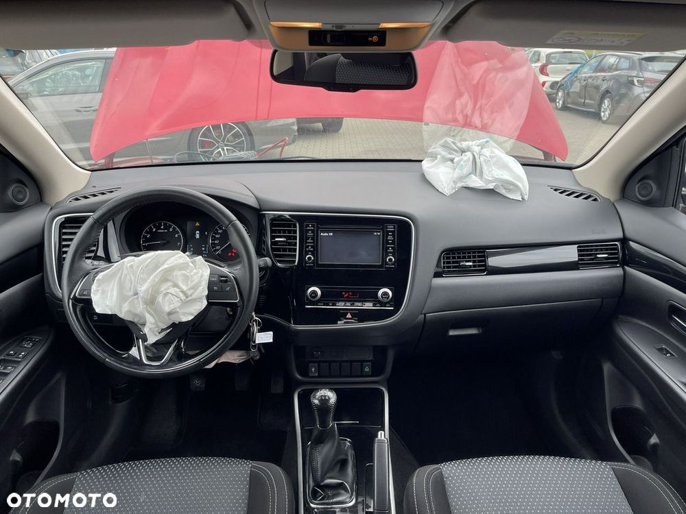 Mitsubishi Outlander 2.0 2WD Plus - 8