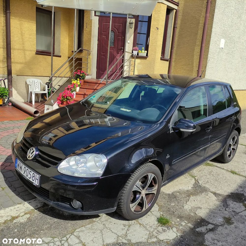 Volkswagen Golf 1.6 Trendline - 1