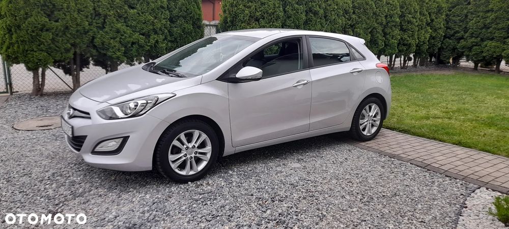 Hyundai i30 i30cw 1.4 Fifa World Cup Edition - 15
