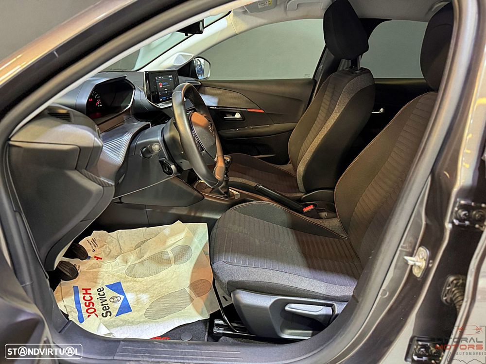 Peugeot 208 1.2 PureTech SE Style - 15