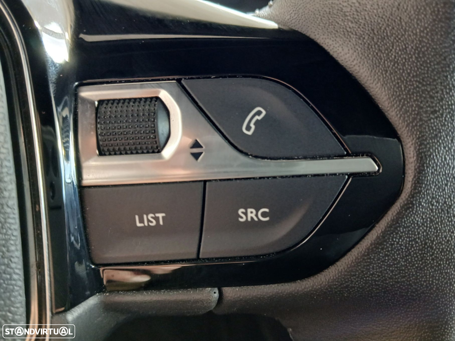 Peugeot 2008 1.2 PureTech Active Pack - 18