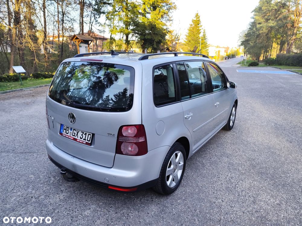 Volkswagen Touran 1.9 TDI DPF Trendline - 12