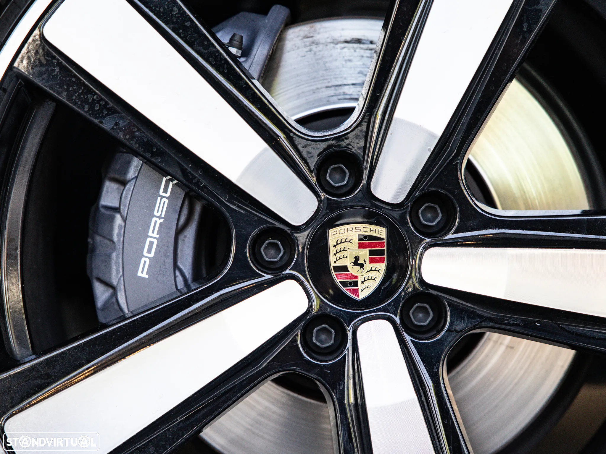 Porsche Cayenne Coupé E-Hybrid - 14