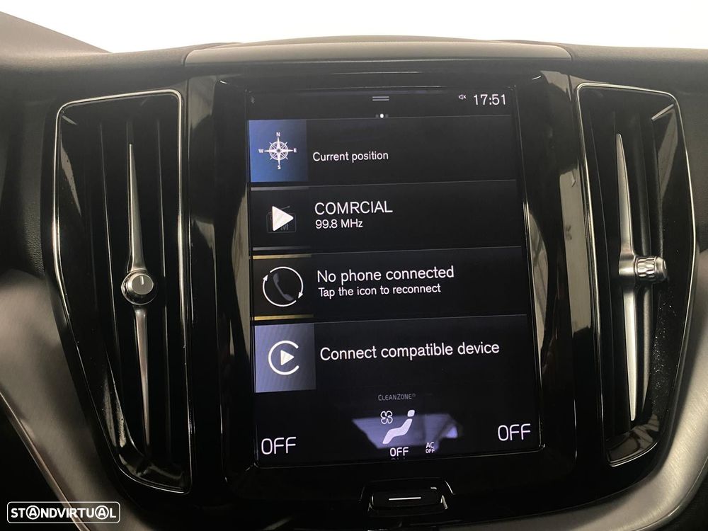 Volvo XC 60 2.0 B4 Momentum Plus - 25