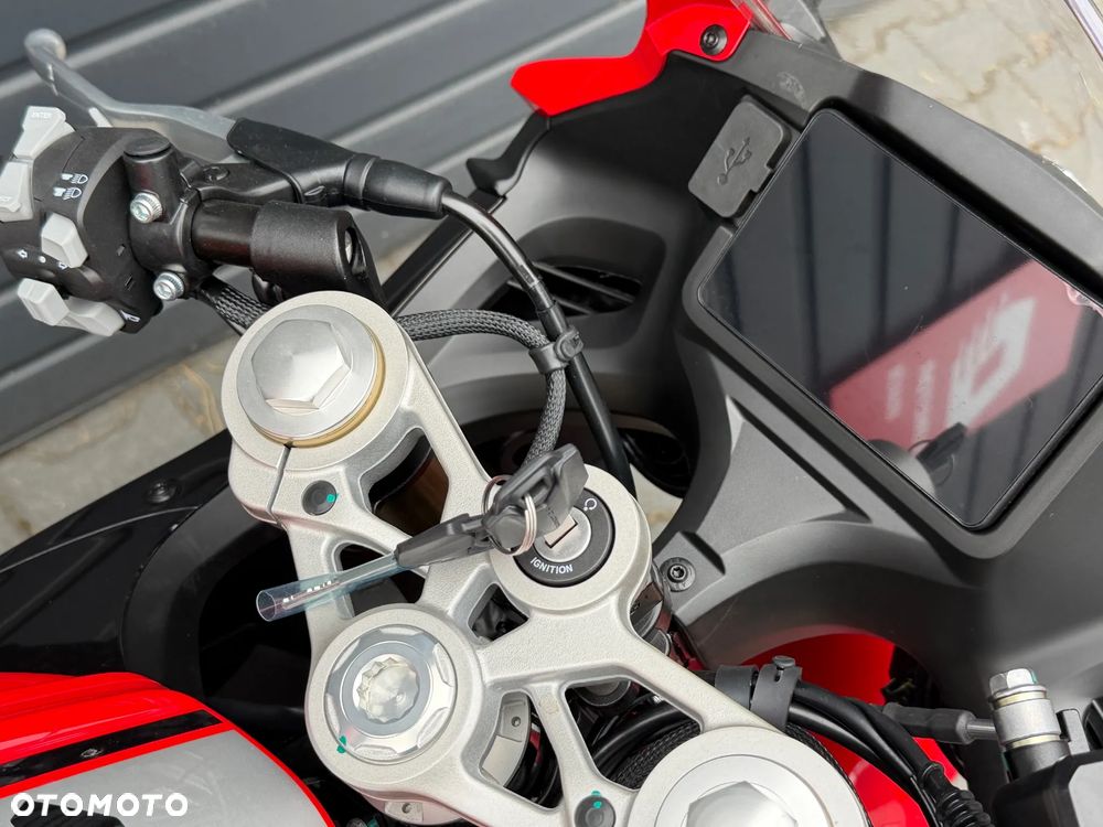 QJMOTOR SRK 125R - 5