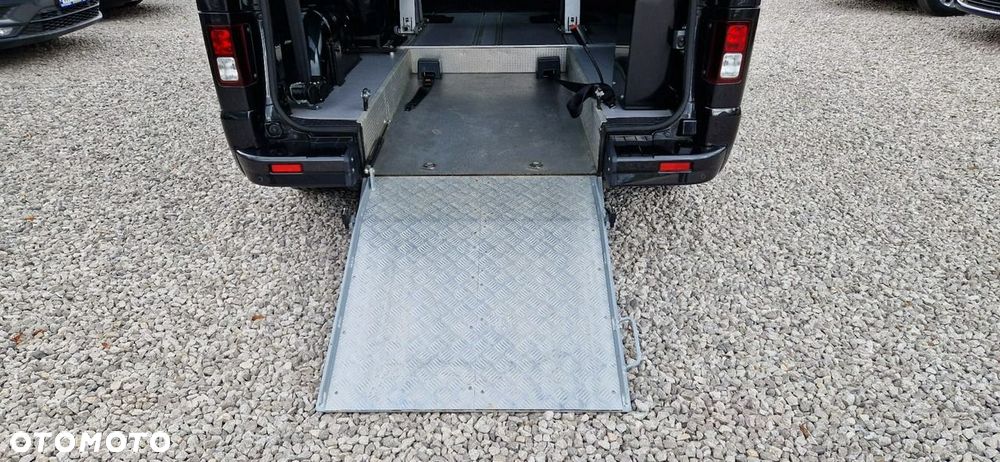 Opel Vivaro - 9