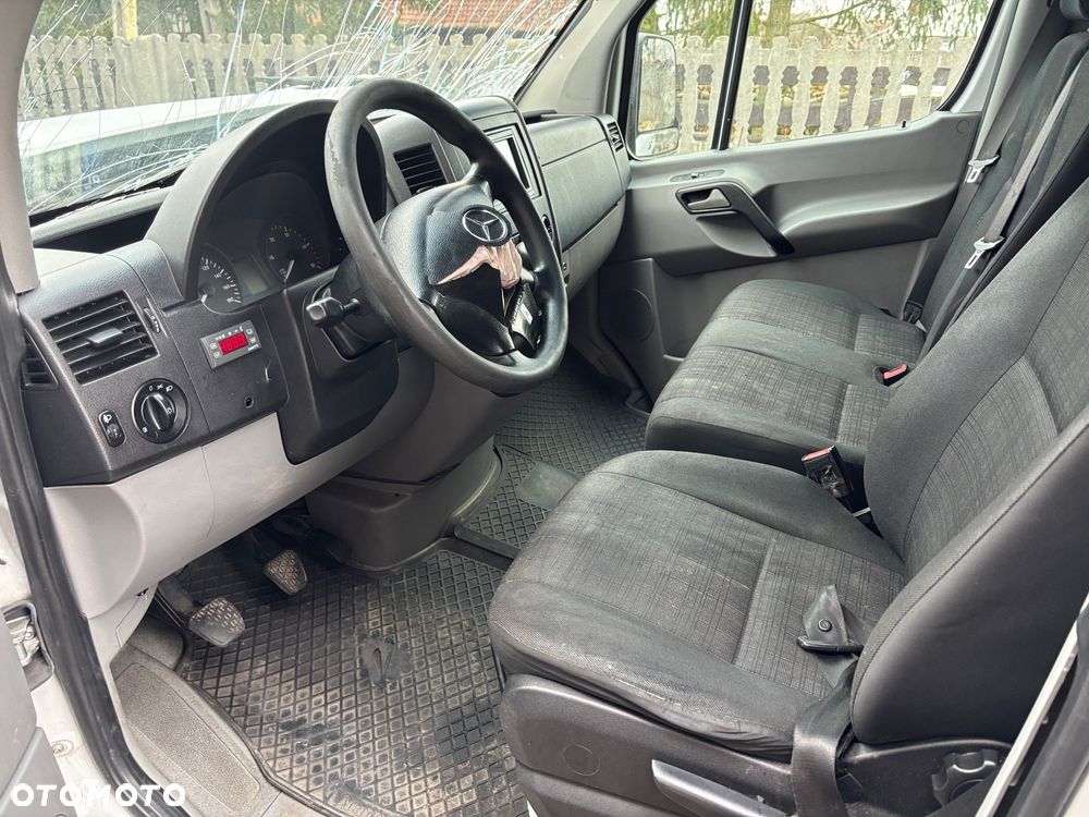 Mercedes-Benz sprinter - 4