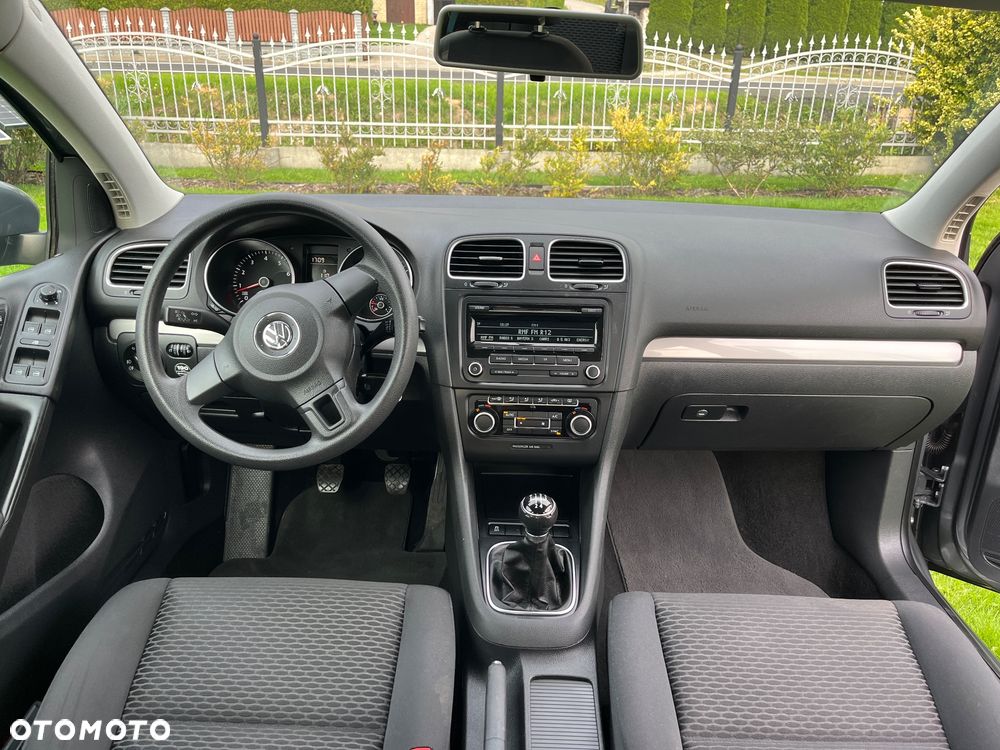Volkswagen Golf - 9