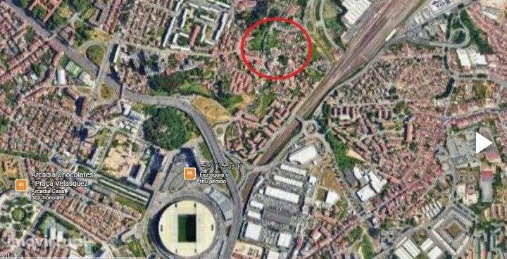 Moradias com terreno urbano para construção Porto ao estádio Dragão - Grande imagem: 2/8