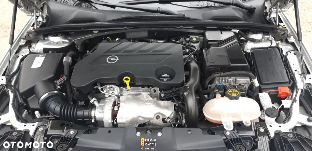 Opel Insignia - 17