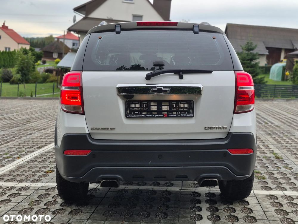 Chevrolet Captiva 2.2 D LT+ - 6