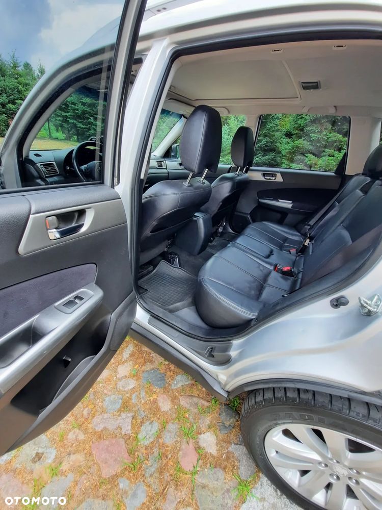 Subaru Forester 2.5X Automatik - 13