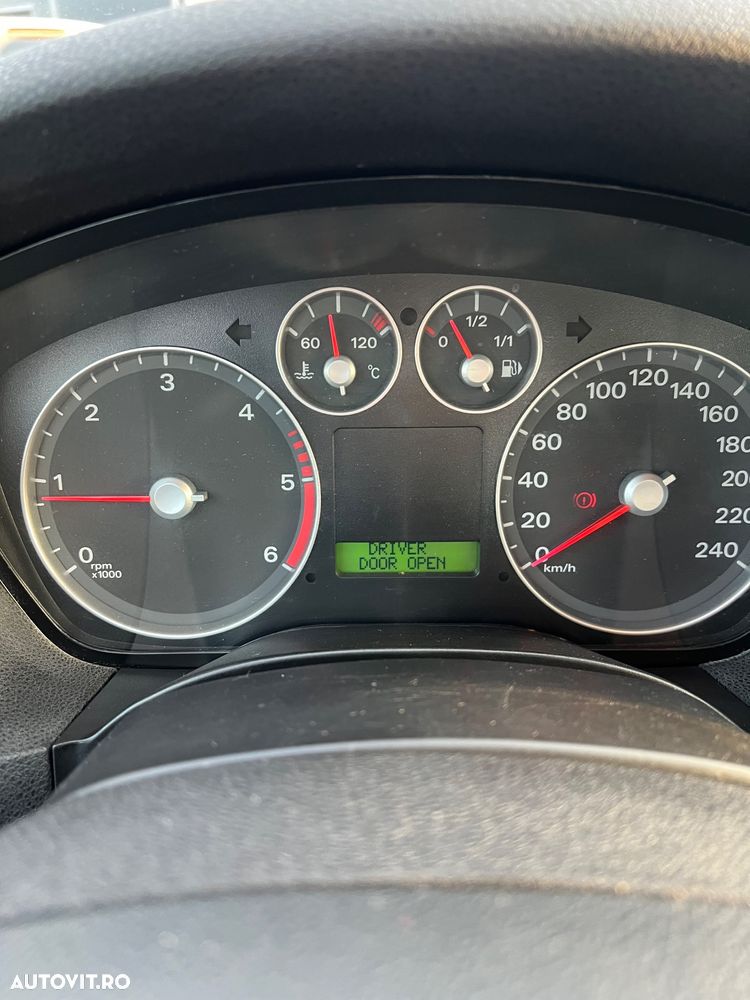 Ford Focus 1.8 TDCi Trend - 13