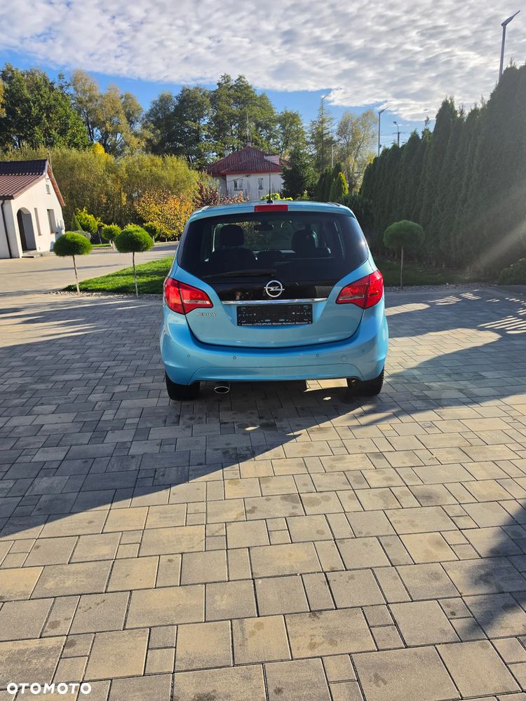 Opel Meriva - 12