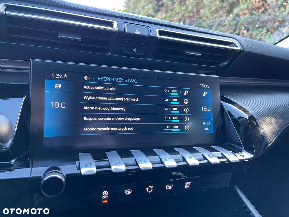 Peugeot 508 BlueHDi 130 EAT8 Allure Pack - 28