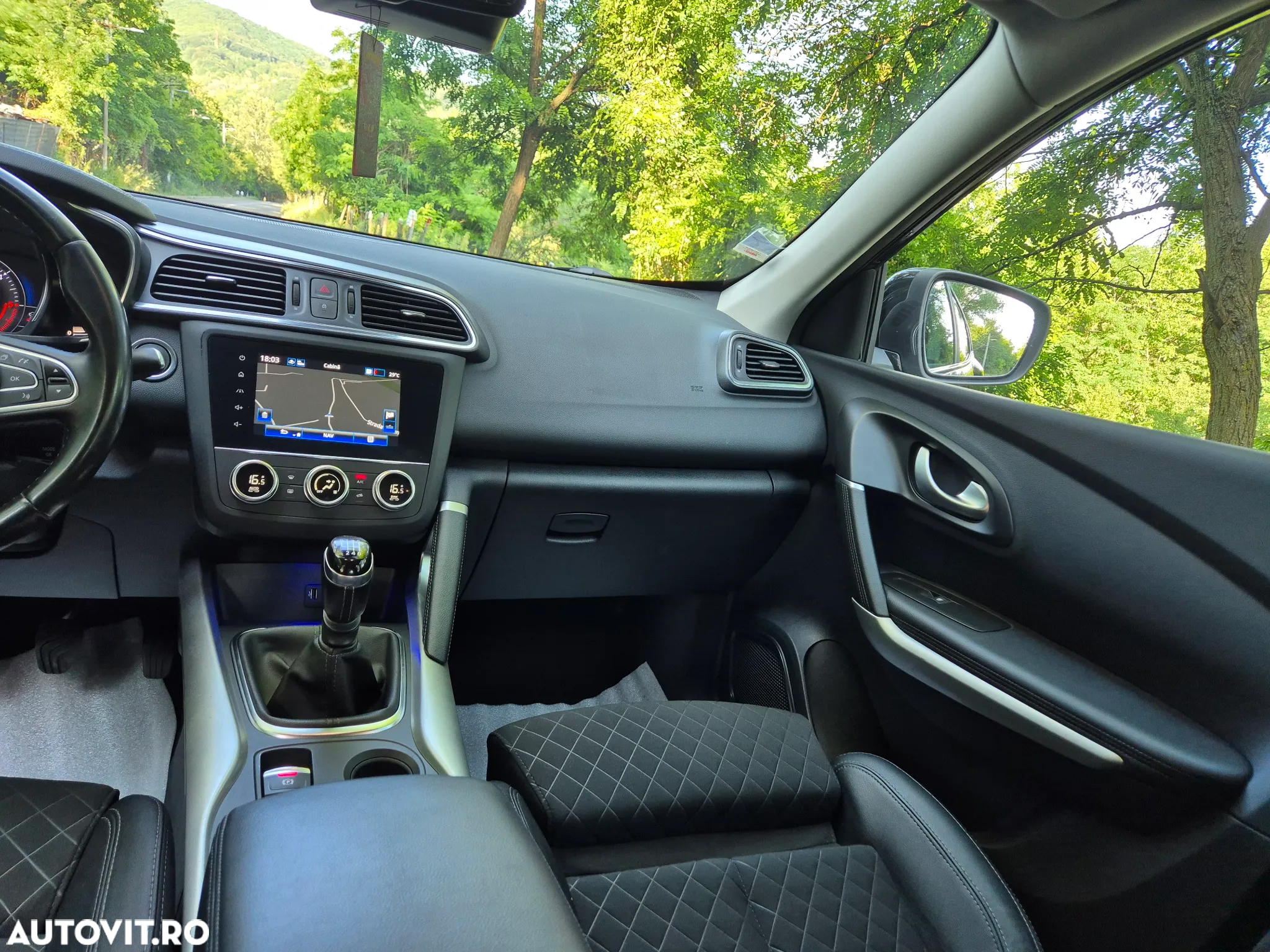 Renault Kadjar BLUE dCi 150 BOSE EDITION - 10