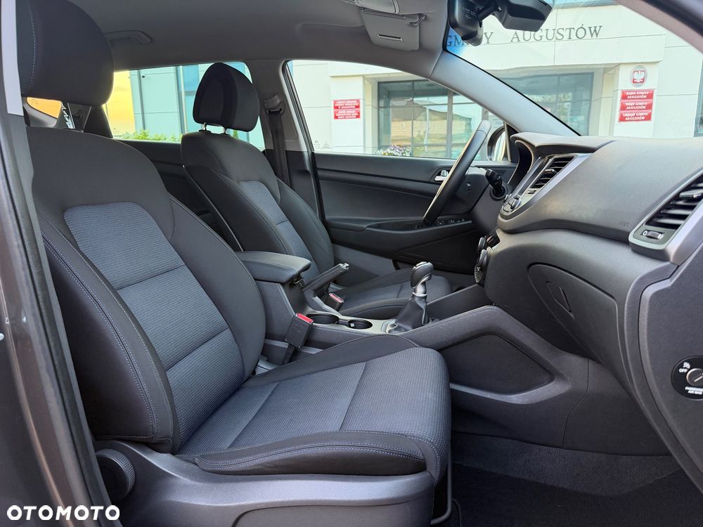 Hyundai Tucson 1.6 GDI BlueDrive Design 2WD - 30