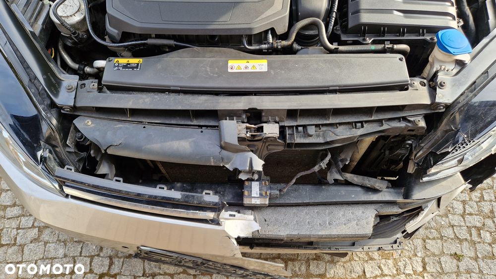 Volkswagen Golf 1.5 TSI BMT Evo Comfortline DSG - 26