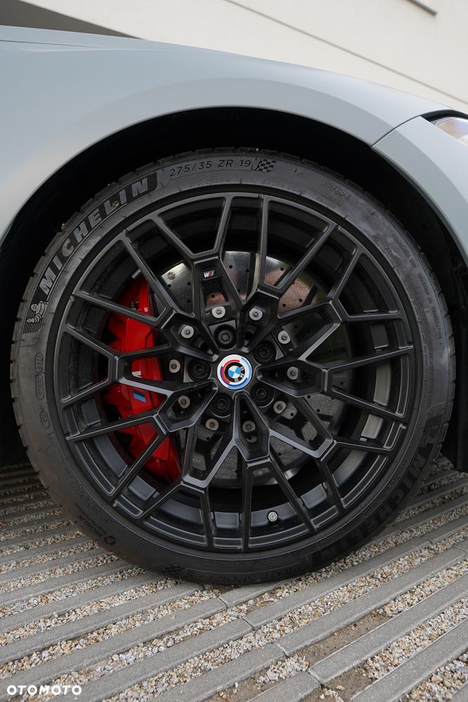 BMW M4 CSL sport - 14