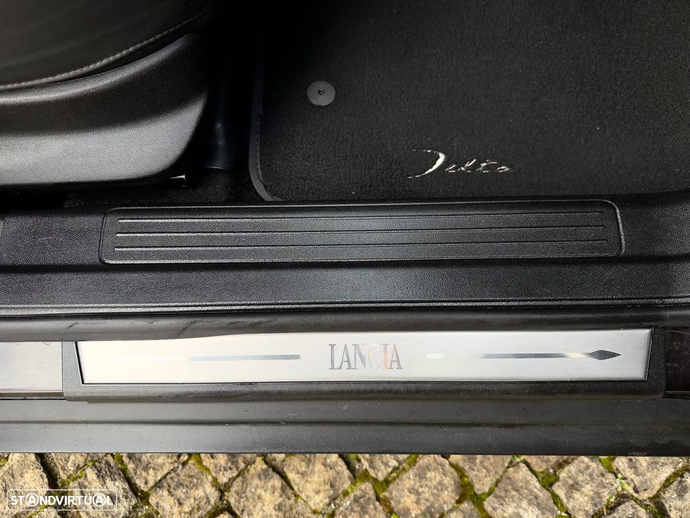 Lancia Delta 1.6 M-Jet Platino Com 57X - 45