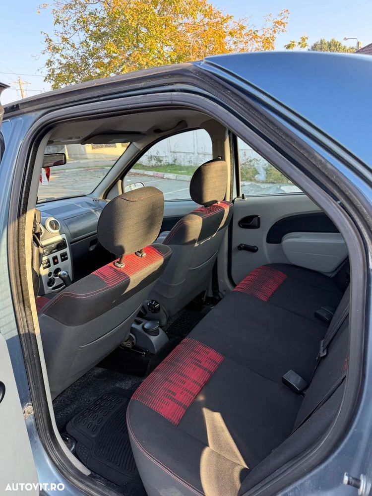 Dacia Logan 1.6 MPI Laureate - 8