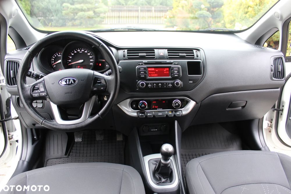 Kia Rio 1.2 Business Line - 15
