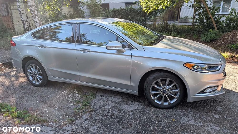 Ford Fusion - 19