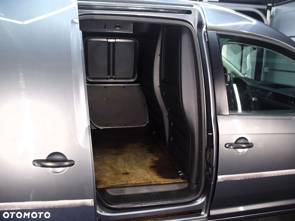 Volkswagen Caddy Maxi - 11