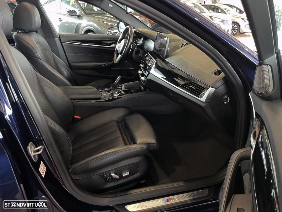 BMW 530 e Pack 50 anos M - 48